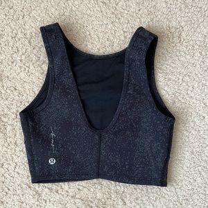 LULU CROP TOP